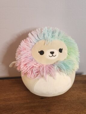 Squishmallows Kellytoy 2022 Leonari Manticore Lion Rainbow Colored Main Sparkle